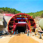 What are the basic types of tunnel linings?